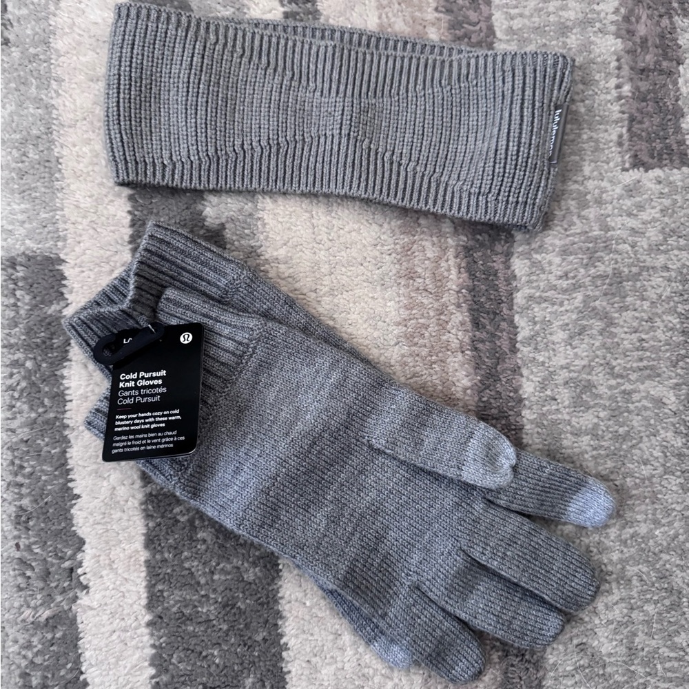 Lululemon ear warmer and gloves set